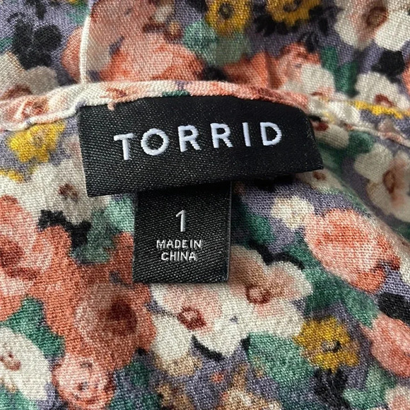 Torrid Women’s Plus Size Rayon Slub Button Front Tiered Tank Size 1 / 1X - Picture 4 of 8